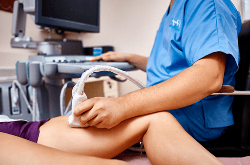 Ultrasound diagnosis of varicose veins. 